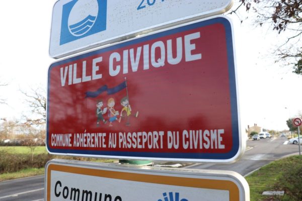 Panneau d'entrée de ville 100cm x 50 cm - classe 2