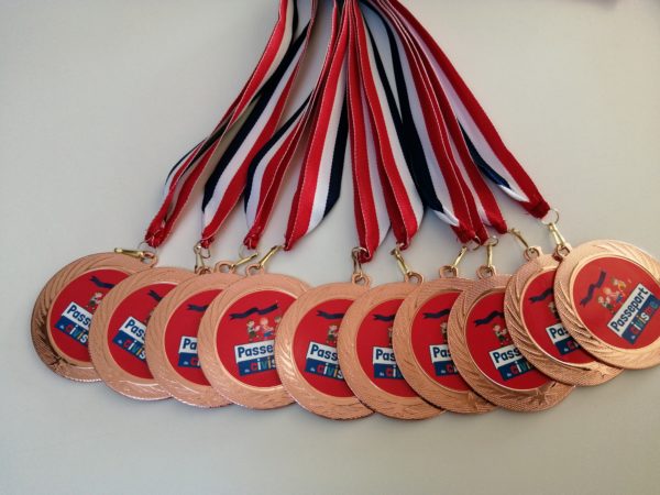 Lot de 10 médailles bronze diamètre 7 cm